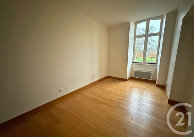 Appartement T3 à louer - 3 pièces - 68.32 m2 - CHATEAUROUX - 36 - CENTRE - Century 21 Adressimmo