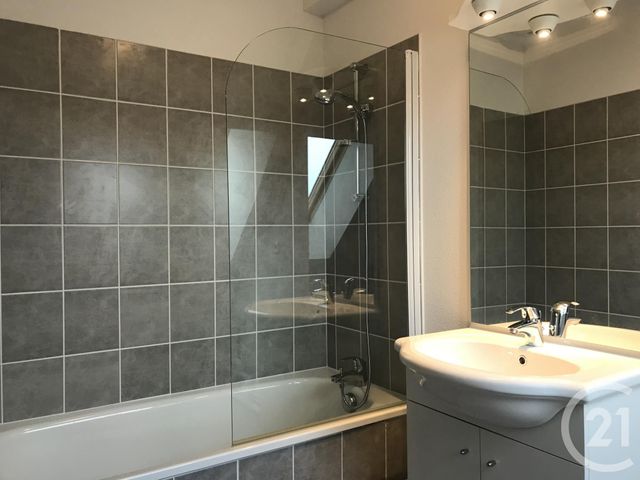 maison à louer - 2 pièces - 51.34 m2 - LE POINCONNET - 36 - CENTRE - Century 21 Adressimmo