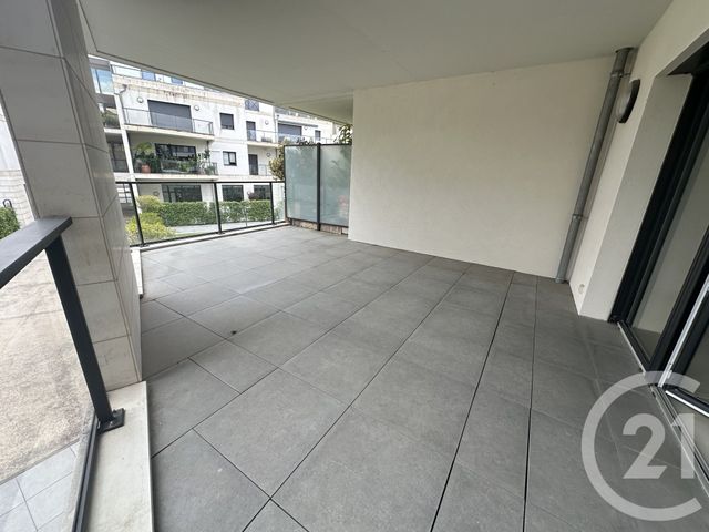 Appartement T2 à louer - 2 pièces - 51.51 m2 - CHATEAUROUX - 36 - CENTRE - Century 21 Adressimmo