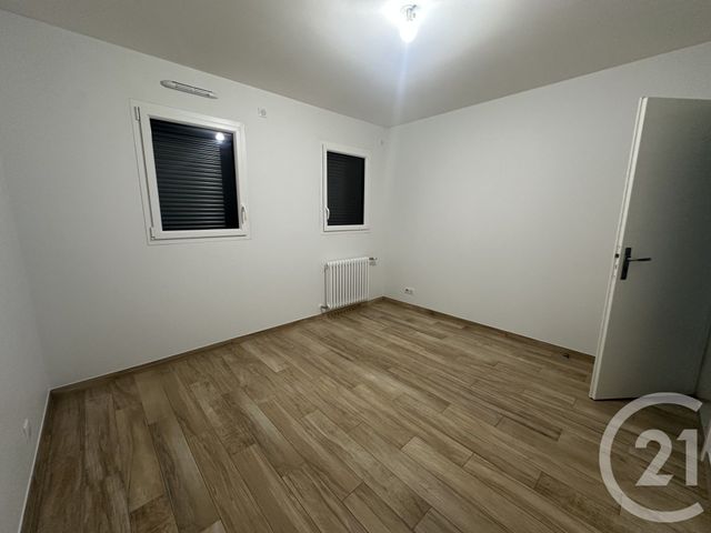 Appartement T2 à louer - 2 pièces - 51.51 m2 - CHATEAUROUX - 36 - CENTRE - Century 21 Adressimmo