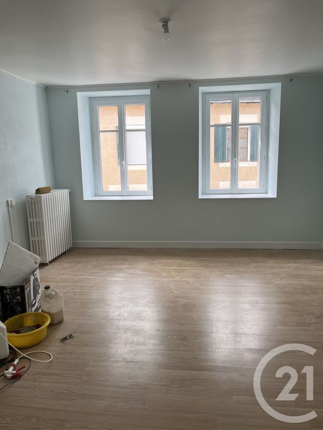 maison à louer - 6 pièces - 130.0 m2 - BENEVENT L ABBAYE - 23 - LIMOUSIN - Century 21 Adressimmo