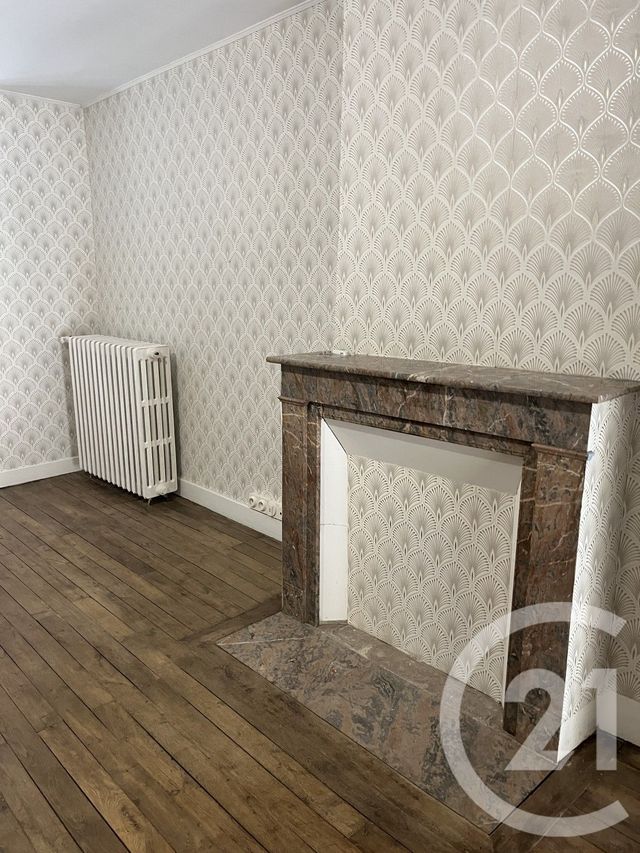 maison à louer - 6 pièces - 130.0 m2 - BENEVENT L ABBAYE - 23 - LIMOUSIN - Century 21 Adressimmo