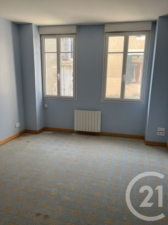 maison à louer - 6 pièces - 130.0 m2 - BENEVENT L ABBAYE - 23 - LIMOUSIN - Century 21 Adressimmo