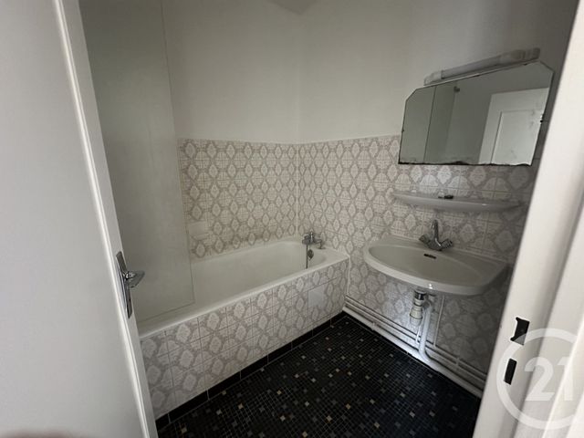 Appartement T1 à louer - 1 pièce - 41.37 m2 - CHATEAUROUX - 36 - CENTRE - Century 21 Adressimmo