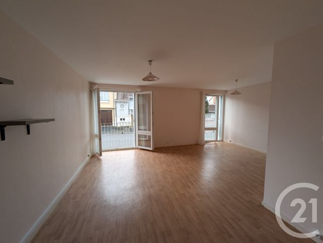 Appartement F4 à vendre - 4 pièces - 84.0 m2 - CHATEAUROUX - 36 - CENTRE - Century 21 Adressimmo