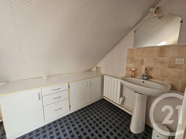 maison à louer - 5 pièces - 108.41 m2 - CHATEAUROUX - 36 - CENTRE - Century 21 Adressimmo