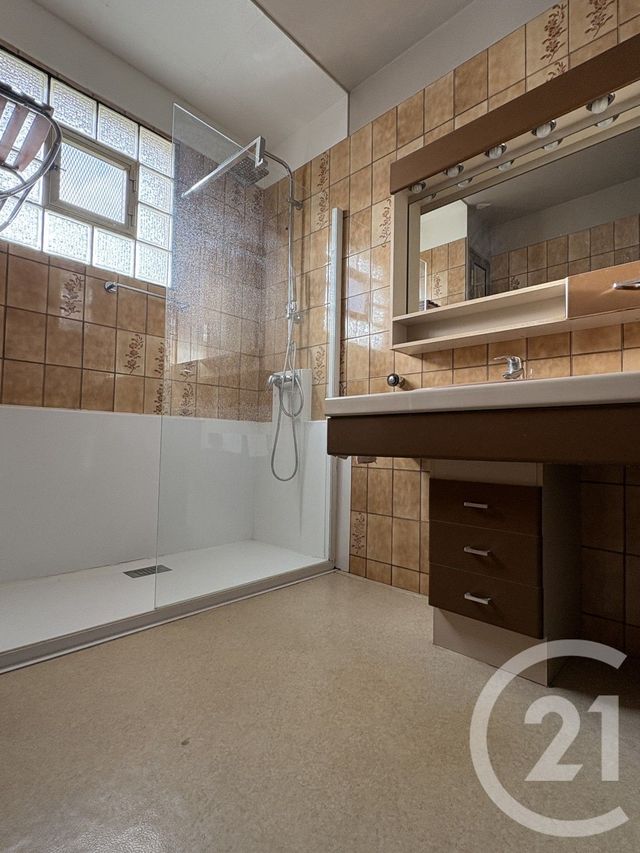 maison à vendre - 6 pièces - 143.08 m2 - LE POINCONNET - 36 - CENTRE - Century 21 Adressimmo