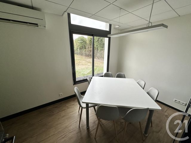commerce à louer - 109.0 m2 - CHATEAUROUX - 36 - CENTRE - Century 21 Adressimmo