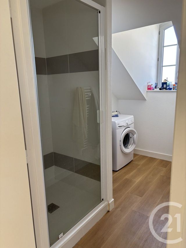 Appartement T2 à louer - 2 pièces - 51.71 m2 - CHATEAUROUX - 36 - CENTRE - Century 21 Adressimmo
