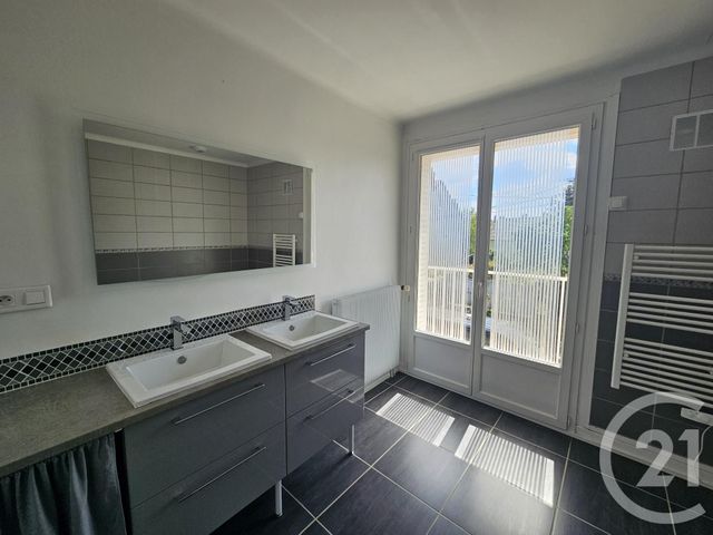 maison à louer - 3 pièces - 71.63 m2 - CHATEAUROUX - 36 - CENTRE - Century 21 Adressimmo