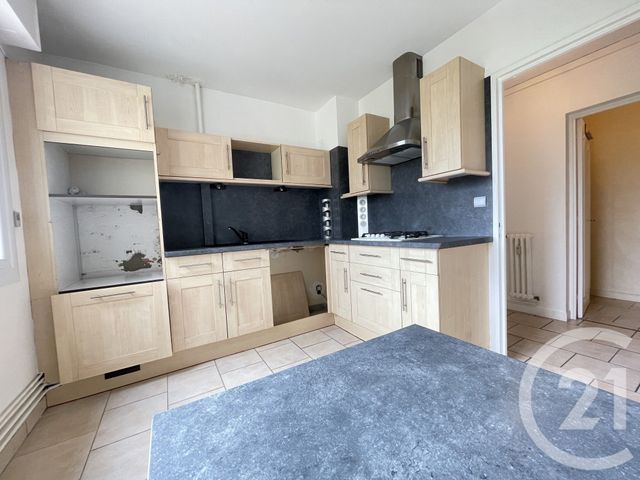 Appartement F3 à vendre - 3 pièces - 81.0 m2 - CHATEAUROUX - 36 - CENTRE - Century 21 Adressimmo
