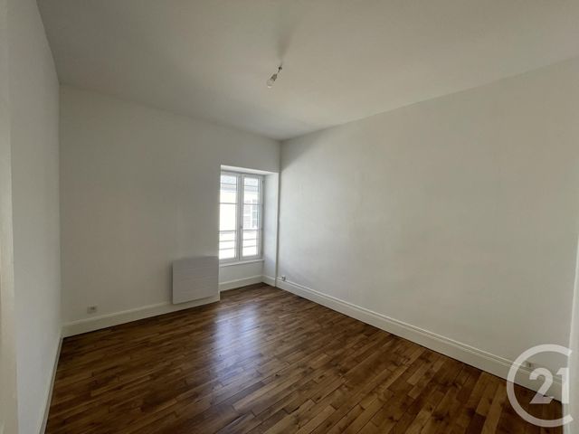 Appartement T3 à louer - 3 pièces - 67.06 m2 - CHATEAUROUX - 36 - CENTRE - Century 21 Adressimmo