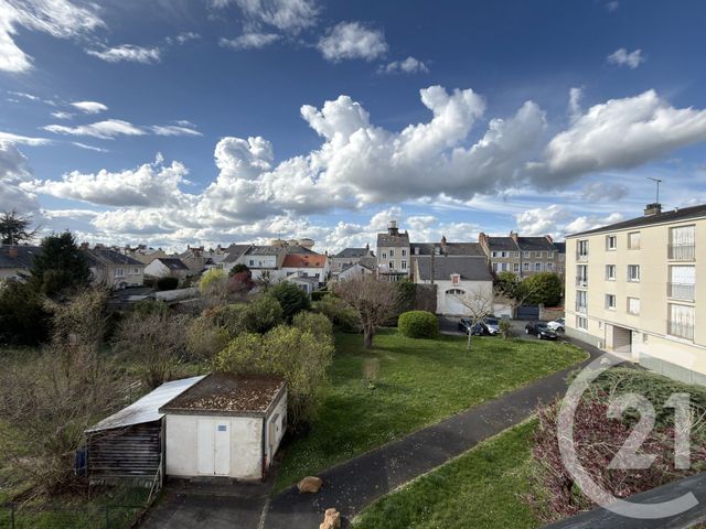 Appartement à vendre - 3 pièces - 57.2 m2 - CHATEAUROUX - 36 - CENTRE - Century 21 Adressimmo