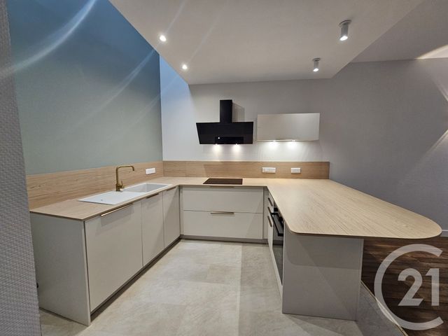 maison à louer - 4 pièces - 75.0 m2 - CHATEAUROUX - 36 - CENTRE - Century 21 Adressimmo