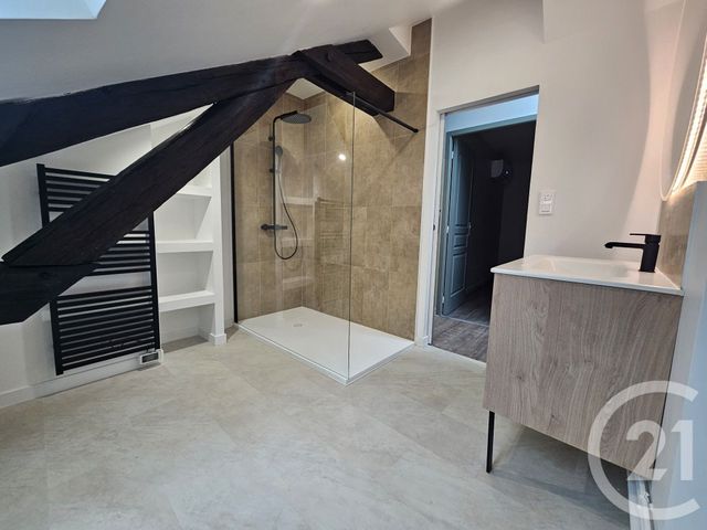 maison à louer - 4 pièces - 75.0 m2 - CHATEAUROUX - 36 - CENTRE - Century 21 Adressimmo