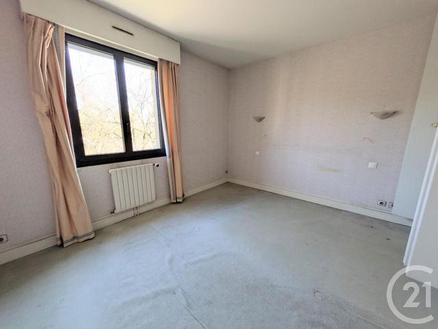 Appartement à vendre - 4 pièces - 106.48 m2 - CHATEAUROUX - 36 - CENTRE - Century 21 Adressimmo