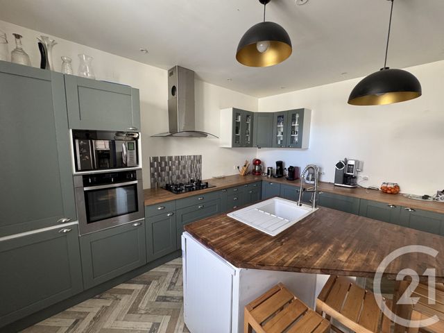 maison à vendre - 7 pièces - 210.61 m2 - NEUVY ST SEPULCHRE - 36 - CENTRE - Century 21 Adressimmo