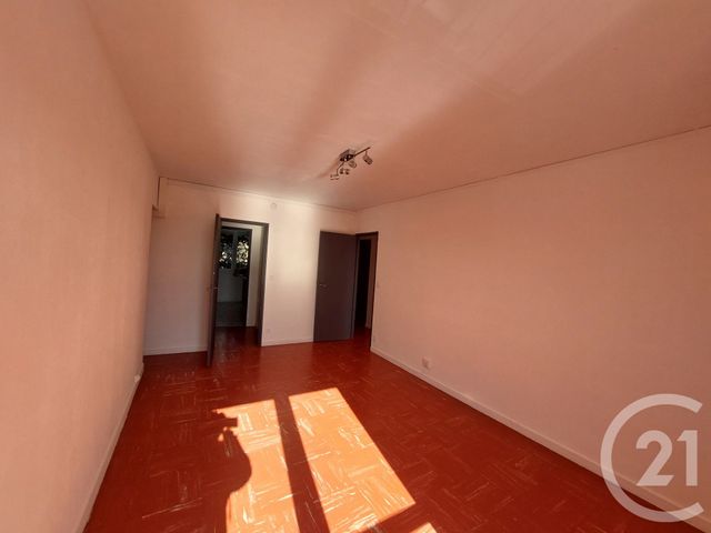 Appartement F3 à vendre - 3 pièces - 54.75 m2 - CHATEAUROUX - 36 - CENTRE - Century 21 Adressimmo