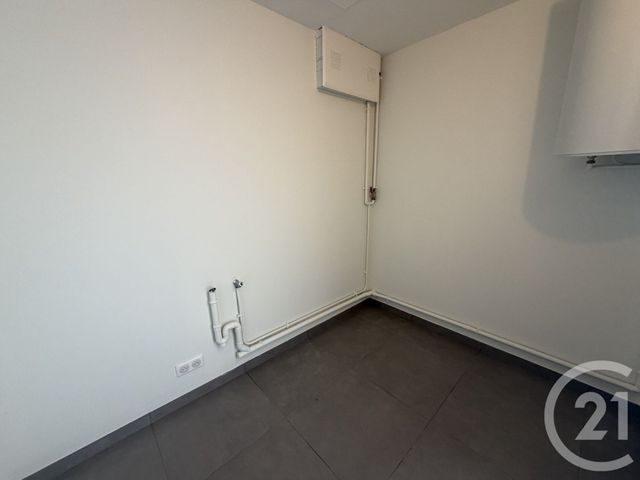 Appartement T1 à louer - 1 pièce - 41.0 m2 - CHATEAUROUX - 36 - CENTRE - Century 21 Adressimmo