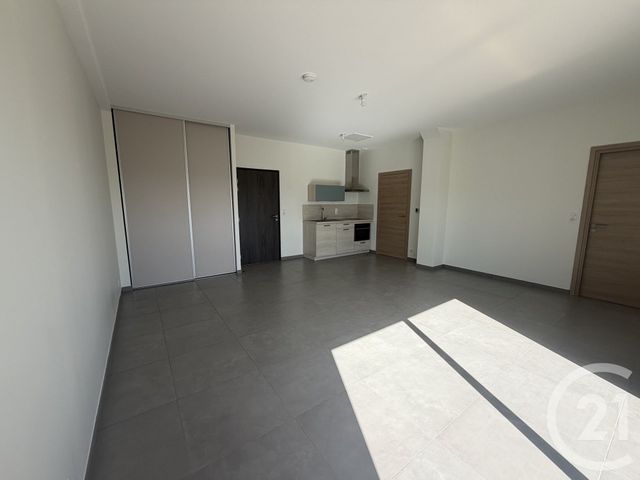 Appartement T1 à louer - 1 pièce - 41.0 m2 - CHATEAUROUX - 36 - CENTRE - Century 21 Adressimmo