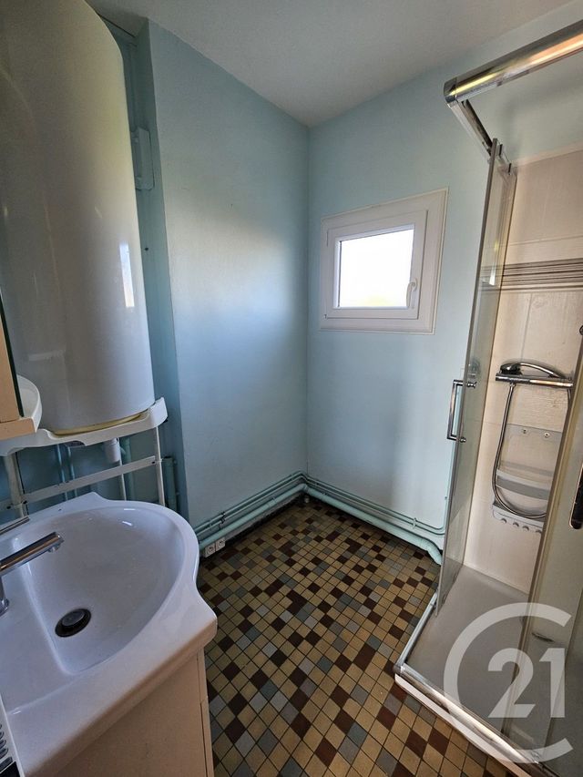 maison à louer - 3 pièces - 54.28 m2 - BUZANCAIS - 36 - CENTRE - Century 21 Adressimmo