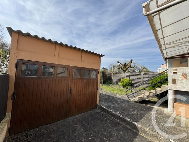 maison à vendre - 4 pièces - 81.85 m2 - CHATEAUROUX - 36 - CENTRE - Century 21 Adressimmo