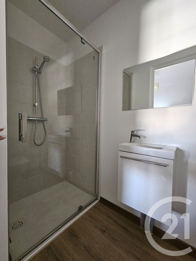 Appartement T1 à louer - 1 pièce - 14.7 m2 - CHATEAUROUX - 36 - CENTRE - Century 21 Adressimmo