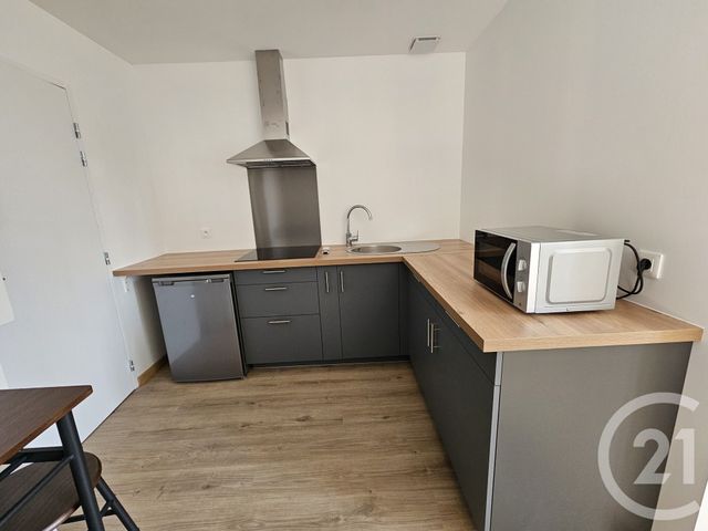 Appartement T1 à louer - 1 pièce - 20.13 m2 - CHATEAUROUX - 36 - CENTRE - Century 21 Adressimmo