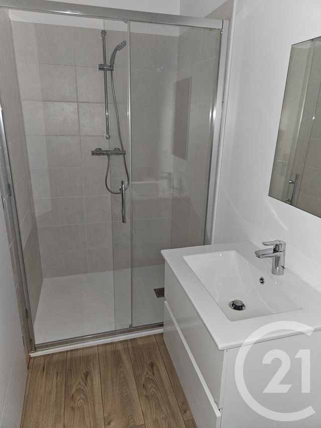 Appartement T2 à louer - 2 pièces - 33.69 m2 - CHATEAUROUX - 36 - CENTRE - Century 21 Adressimmo