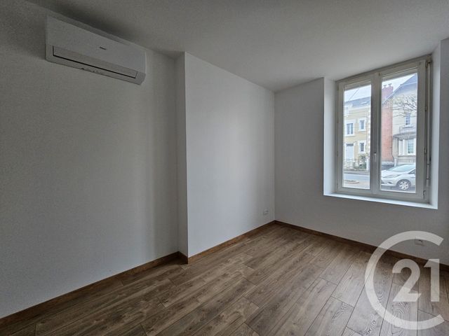 Appartement T2 à louer - 2 pièces - 33.69 m2 - CHATEAUROUX - 36 - CENTRE - Century 21 Adressimmo