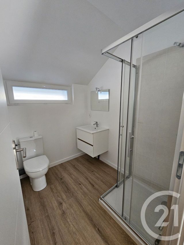 Appartement T2 à louer - 2 pièces - 29.96 m2 - CHATEAUROUX - 36 - CENTRE - Century 21 Adressimmo