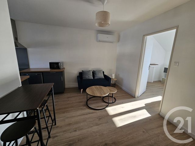 Appartement T2 à louer - 2 pièces - 29.96 m2 - CHATEAUROUX - 36 - CENTRE - Century 21 Adressimmo