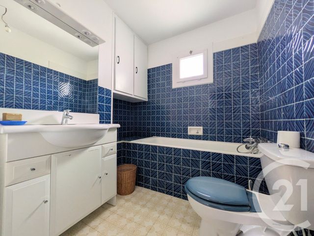 maison à vendre - 3 pièces - 55.42 m2 - CHATEAUROUX - 36 - CENTRE - Century 21 Adressimmo