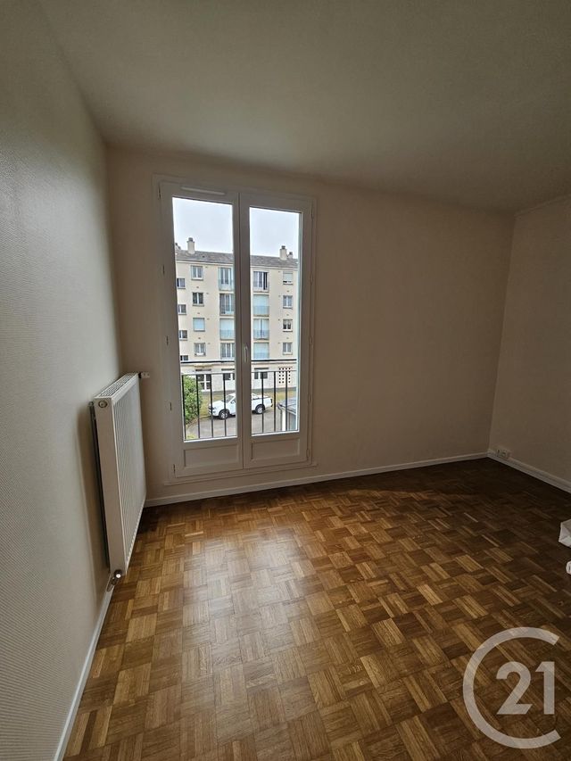 Appartement F3 à louer - 3 pièces - 69.14 m2 - CHATEAUROUX - 36 - CENTRE - Century 21 Adressimmo