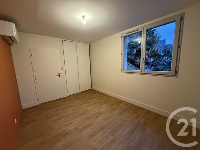 Appartement T2 à louer - 2 pièces - 62.1 m2 - CHATEAUROUX - 36 - CENTRE - Century 21 Adressimmo