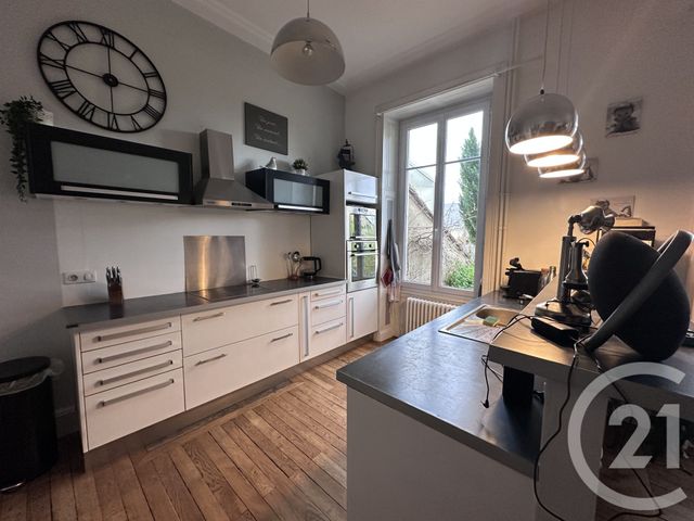 maison à vendre - 7 pièces - 181.26 m2 - CHATEAUROUX - 36 - CENTRE - Century 21 Adressimmo