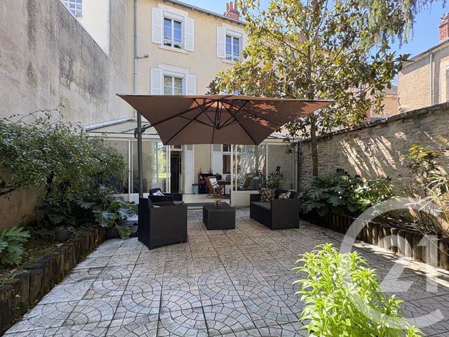 maison à vendre - 7 pièces - 230.0 m2 - CHATEAUROUX - 36 - CENTRE - Century 21 Adressimmo