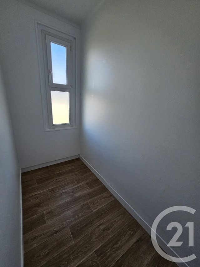 Appartement T3 à louer - 3 pièces - 63.18 m2 - LE POINCONNET - 36 - CENTRE - Century 21 Adressimmo